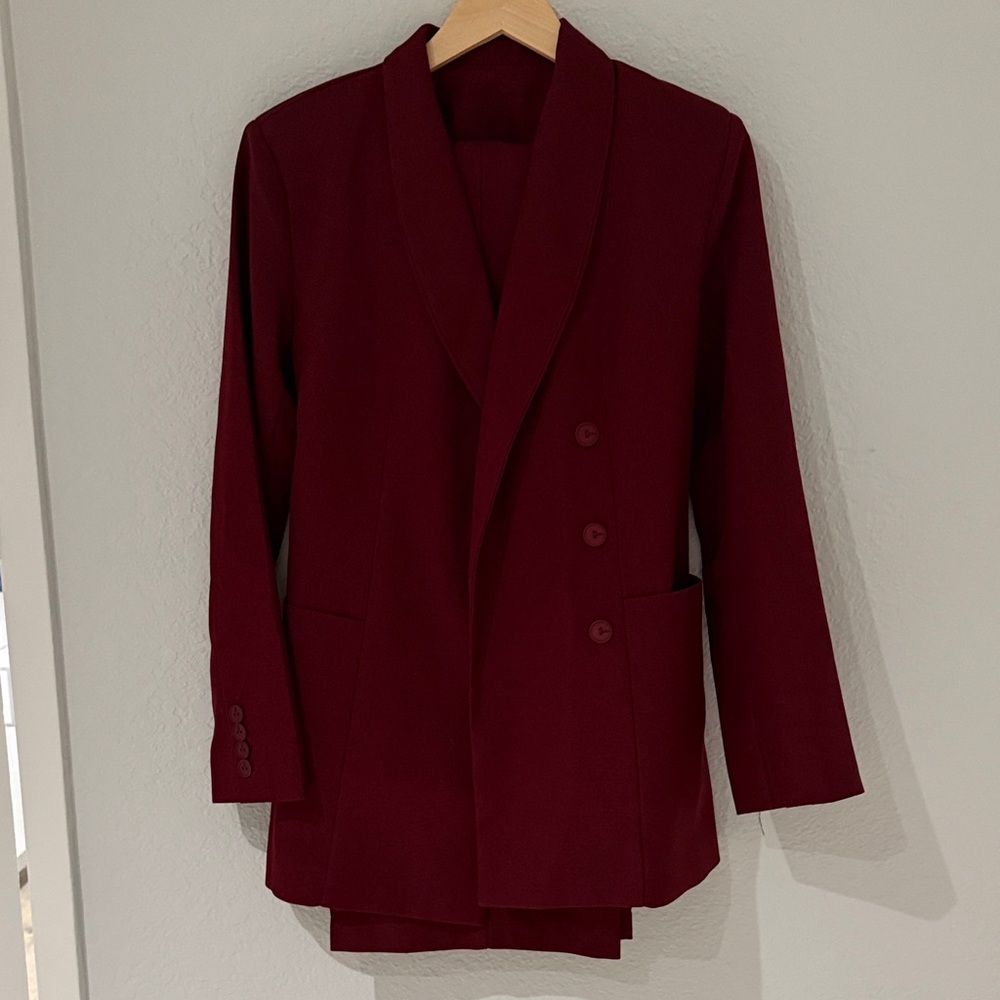 Elegant Maroon Men's Blazer